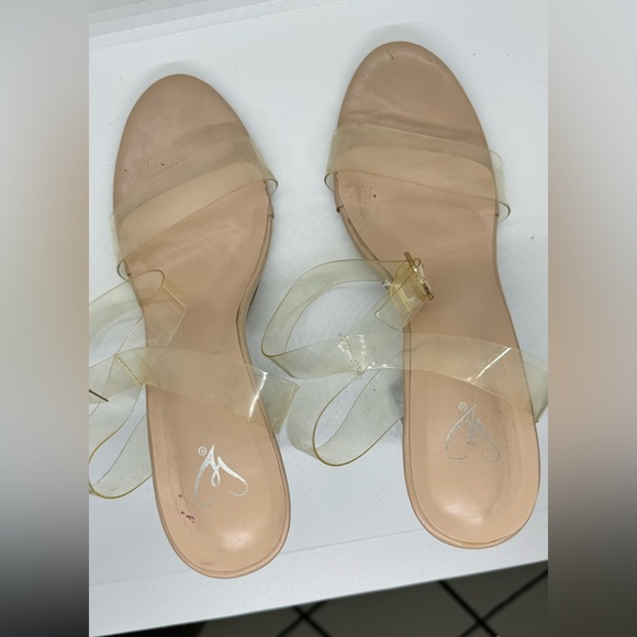 Size 10. Clear Block Heel. - Picture 2 of 4